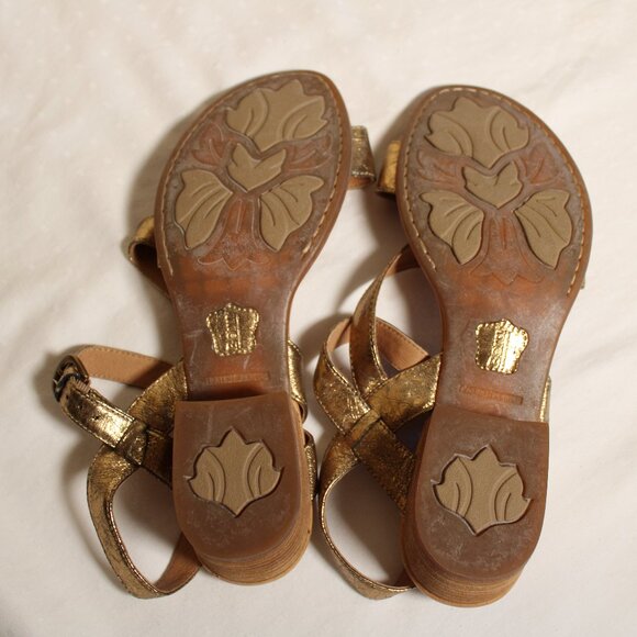 Born Gold metallic leather heeled sandals size 10 - Picture 3 of 4